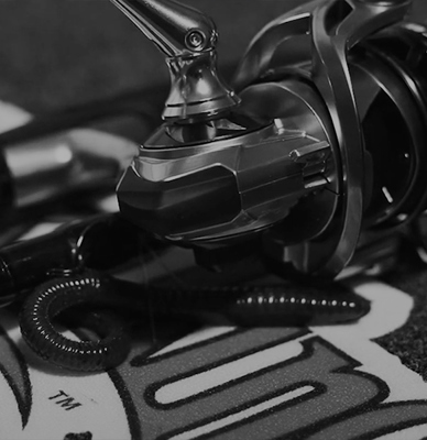 Wacky Rig vs. Texas Rig Bait Comparison with the Lew's Hypermag Reel